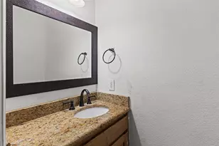 3813 Oak Leaf Ln, Bedford, TX 76021 - Photo 23