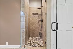 3813 Oak Leaf Ln, Bedford, TX 76021 - Photo 15