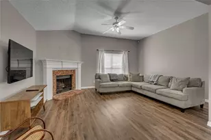 138 Cottonwood Ln, Little Elm, TX 75068 - Photo 23