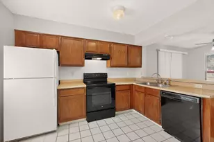 1801 W Spring Creek Pkwy, Plano, TX 75023 - Photo 11