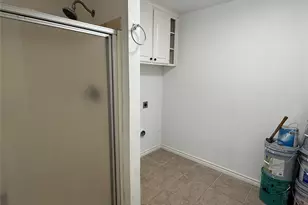 205 S Pkwy Dr, Alvarado, TX 76009 - Photo 17