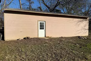 205 S Pkwy Dr, Alvarado, TX 76009 - Photo 31