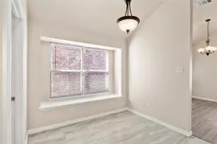 928 Wood Brook Dr, Grand Prairie, TX 75052 - Photo 17