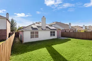 928 Wood Brook Dr, Grand Prairie, TX 75052 - Photo 37