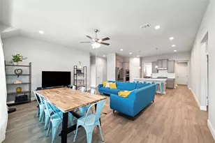 3451 Hidden Holw Dr, Grand Prairie, TX 76065 - Photo 7