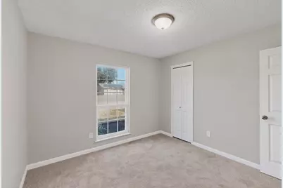 733 Woodcrest Drive, Grand Prairie, TX 75052 - Photo 23