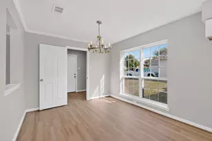 733 Woodcrest Dr, Grand Prairie, TX 75052 - Photo 13