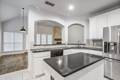 1640 Fence Post Drive, Fort Worth, TX 76052 - Photo 11