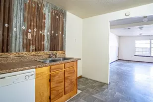 1005 Hickey Ct, Granbury, TX 76049 - Photo 21