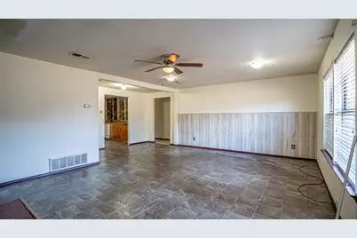 1005 Hickey Court, Granbury, TX 76049 - Photo 15