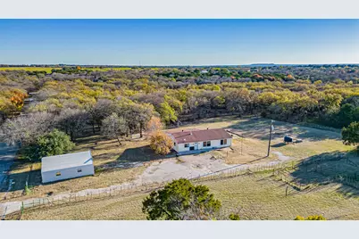 1005 Hickey Court, Granbury, TX 76049 - Photo 37