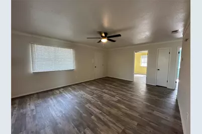 910 Chestnut Street, Hico, TX 76457 - Photo 7