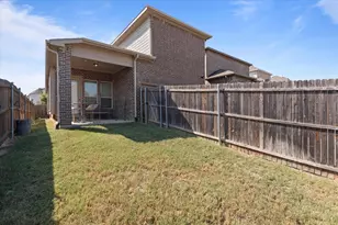 3615 Adriana Ave, Irving, TX 75038 - Photo 31