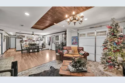 506 E Barton Street, Granbury, TX 76048 - Photo 7