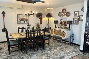 506 E Barton St, Granbury, TX 76048 - Photo 7