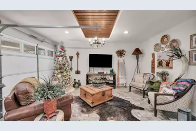 506 E Barton Street, Granbury, TX 76048 - Photo 15