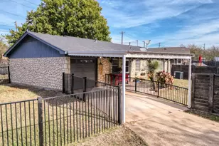 506 E Barton St, Granbury, TX 76048 - Photo 33