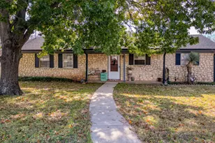 506 E Barton St, Granbury, TX 76048 - Photo 1