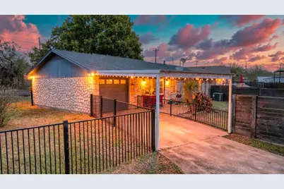 506 E Barton Street, Granbury, TX 76048 - Photo 31