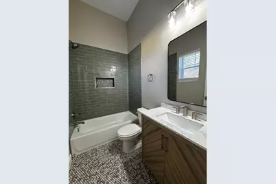 939 Frey, Stephenville, TX 76401 - Photo 9