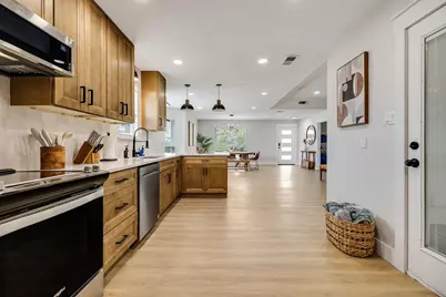 2409 Pebblebrook Court, Grand Prairie, TX 75050 - Photo 7