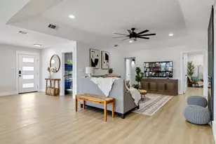 2409 Pebblebrook Ct, Grand Prairie, TX 75050 - Photo 13