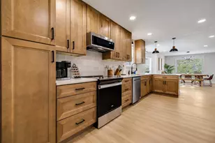 2409 Pebblebrook Ct, Grand Prairie, TX 75050 - Photo 9