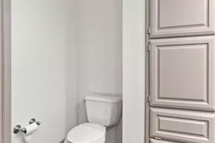 1212 Riverchase Ln, Arlington, TX 76011 - Photo 13