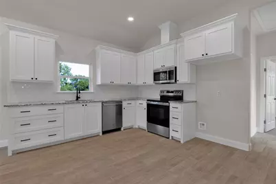 815 SW 28th Street, Mineral Wells, TX 76067 - Photo 15