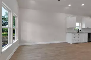 815 SW 28th St, Mineral Wells, TX 76067 - Photo 11