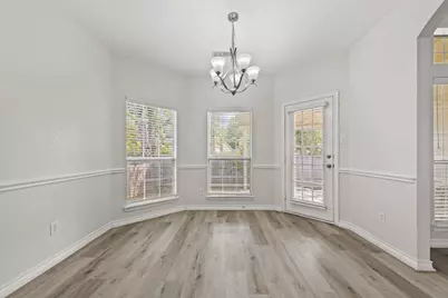 202 Forestridge Drive, Mansfield, TX 76063 - Photo 9