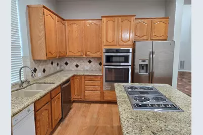 7700 Heather Ridge Court, Irving, TX 75063 - Photo 3