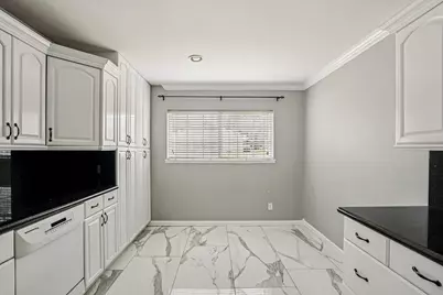 12557 High Meadow Drive, Dallas, TX 75244 - Photo 11