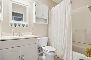 6227 Springwood Dr, Arlington, TX 76001 - Photo 9