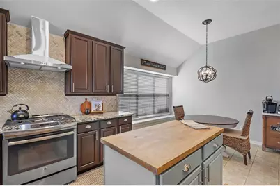 7067 Nantucket Way, Grand Prairie, TX 75054 - Photo 13