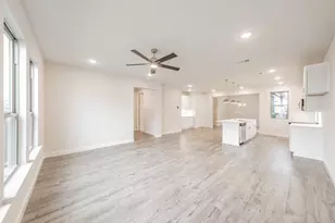 9707 Thorncrown Ln, Fort Worth, TX 76179 - Photo 3