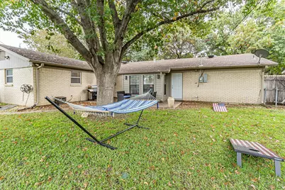 5609 Bonnie Wayne Street, Haltom City, TX 76117 - Photo 29
