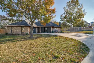 1502 Knob Hill Dr, Garland, TX 75043 - Photo 3