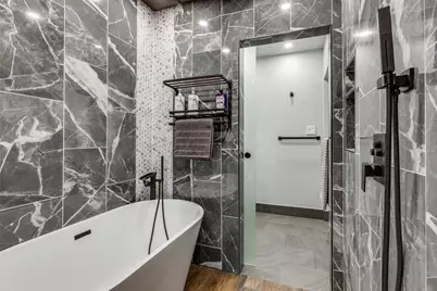 1529 Seegar Street, Dallas, TX 75215 - Photo 17