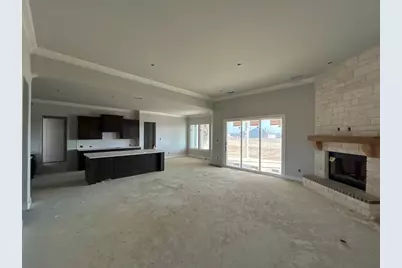 811 Westover Drive, Van Alstyne, TX 75495 - Photo 5