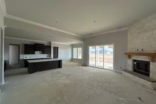 811 Westover Dr, Van Alstyne, TX 75495 - Photo 5