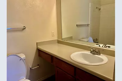 409 Crest Line Drive, Arlington, TX 76012 - Photo 17