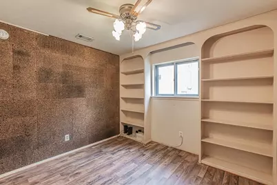 702 Fouts Drive, Irving, TX 75061 - Photo 27