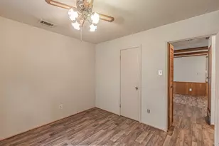 702 Fouts Dr, Irving, TX 75061 - Photo 29