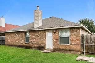 1723 Katrina Ln, Lancaster, TX 75134 - Photo 15