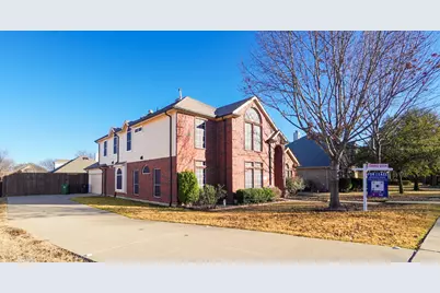 912 Chestnut Court, Murphy, TX 75094 - Photo 1