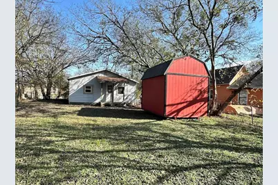 311 Elmo Street, Cleburne, TX 76031 - Photo 3
