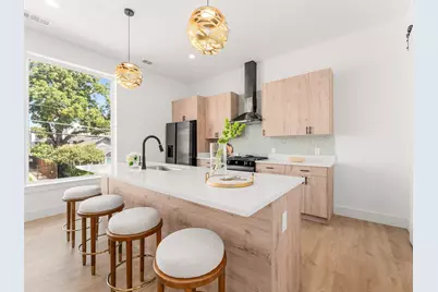 2019 N Prairie Avenue #206, Dallas, TX 75204 - Photo 9