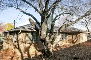 6417 Peggy Dr, Fort Worth, TX 76133 - Photo 15