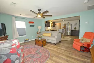 201 Water St, Whitesboro, TX 76273 - Photo 13